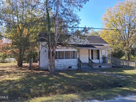 107 Tilghman Street Kenly NC 27542