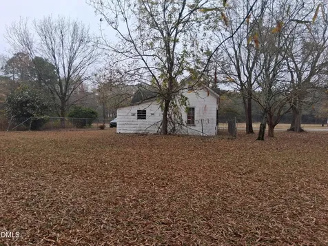 107 Tilghman Street Kenly NC 27542