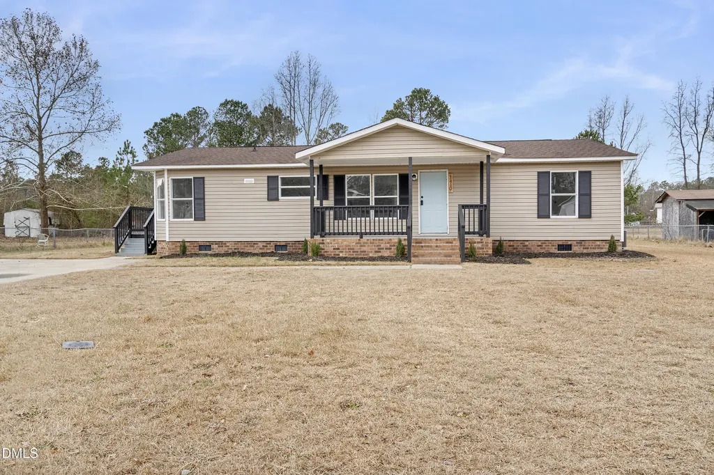 1410 Darby Drive Raeford NC 28376