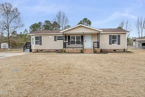 1410 Darby Drive Raeford NC 28376