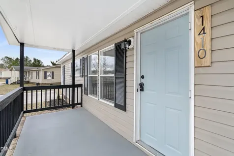 1410 Darby Drive Raeford NC 28376