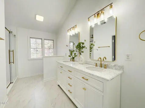 9332 Leslieshire Drive Raleigh NC 27615