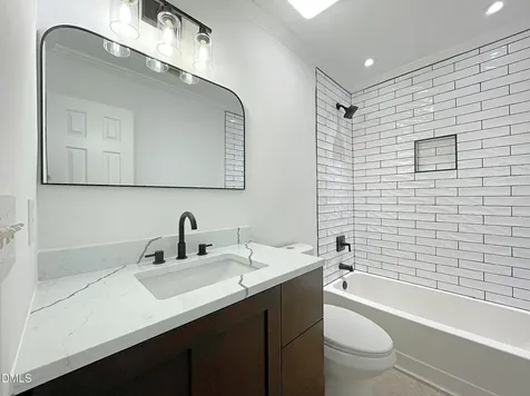 9332 Leslieshire Drive Raleigh NC 27615