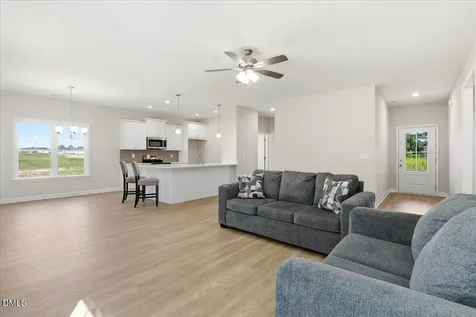 400 Creeks Edge Drive Pikeville NC 27863