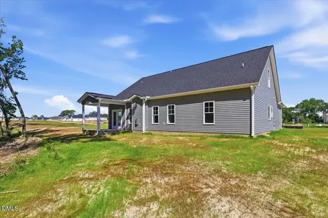 400 Creeks Edge Drive Pikeville NC 27863