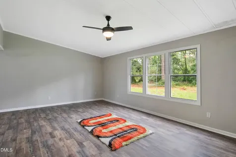 5444 Gilcrest Sands Drive Hope Mills NC 28348