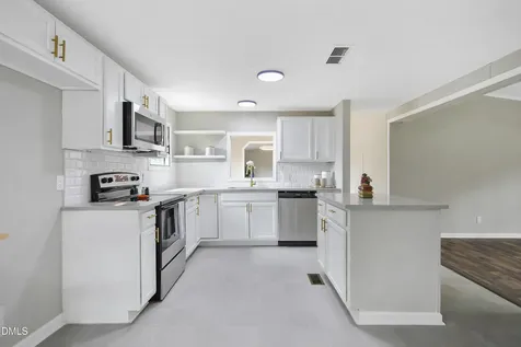 5444 Gilcrest Sands Drive Hope Mills NC 28348