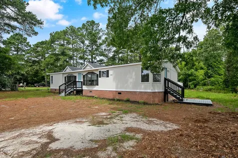 5444 Gilcrest Sands Drive Hope Mills NC 28348