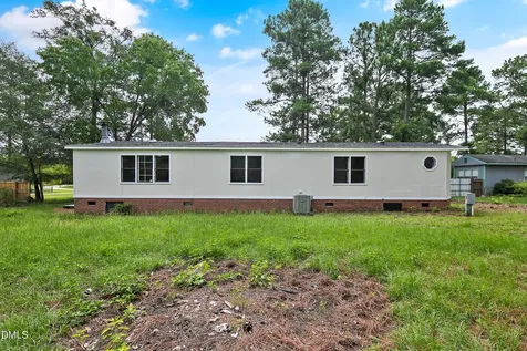 5444 Gilcrest Sands Drive Hope Mills NC 28348