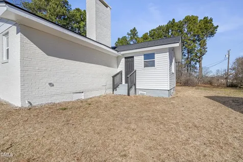 231 Faith Church Road Four Oaks NC 27524
