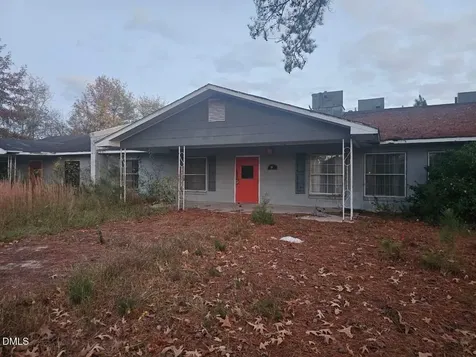 311 E Bryant Street Enfield NC 27823