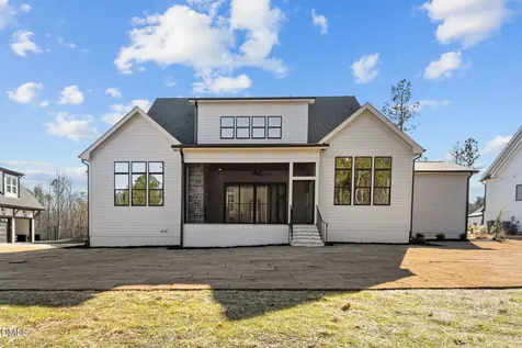35 Chestnut Oak Drive Youngsville NC 27596