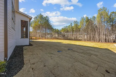 35 Chestnut Oak Drive Youngsville NC 27596