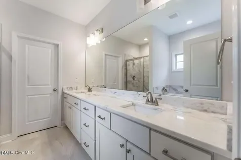 229 Telluride Court Aberdeen NC 28315