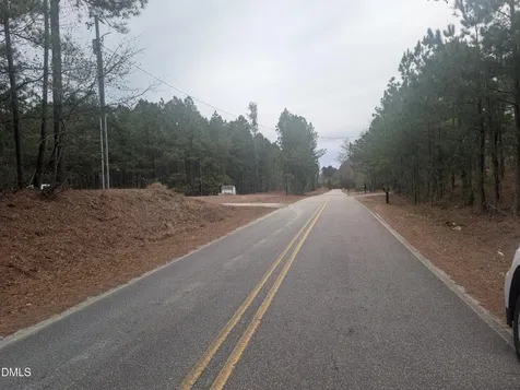 13 Saw Grass Road Eagle Springs NC 27242