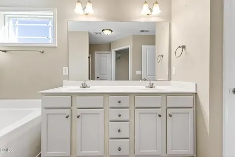235 Highcroft Circle Benson NC 27504