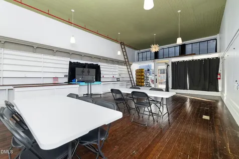 134 S Main Street Warrenton NC 27589