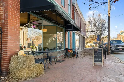 134 S Main Street Warrenton NC 27589