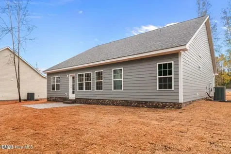225 Telluride Court Aberdeen NC 28315