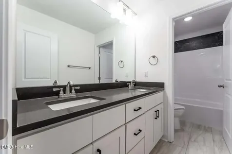 221 Telluride Court Aberdeen NC 28315