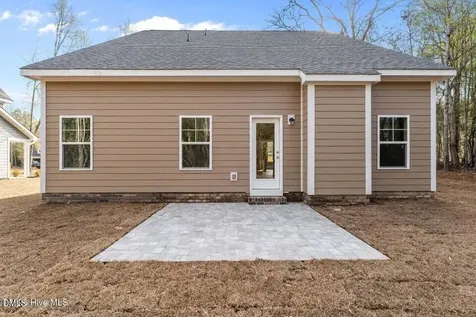 221 Telluride Court Aberdeen NC 28315