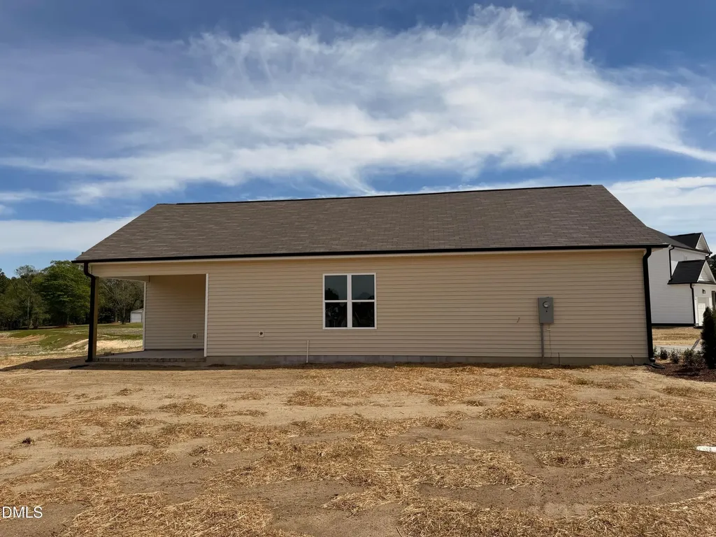 88 W Coulter Court Selma NC 27576