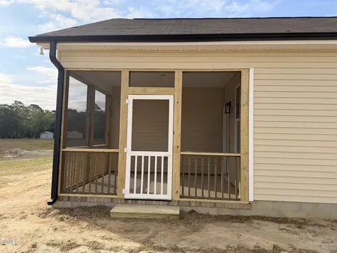 88 W Coulter Court Selma NC 27576