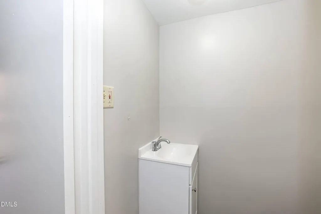 1231 Schaub Drive Raleigh NC 27606