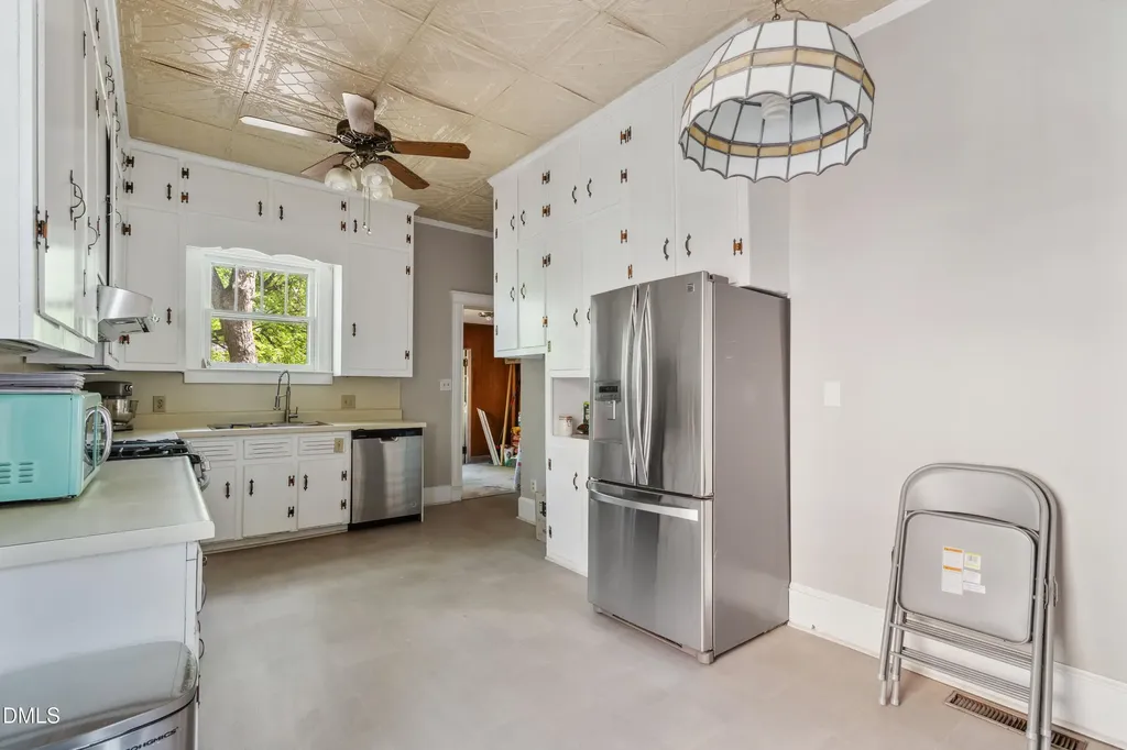 116 Hawthorne Road Raleigh NC 27605