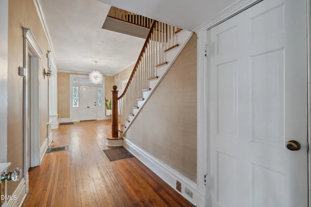 116 Hawthorne Road Raleigh NC 27605