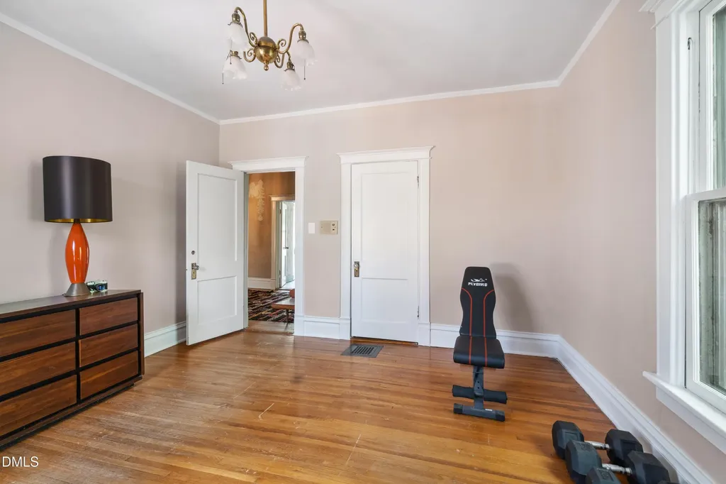 116 Hawthorne Road Raleigh NC 27605