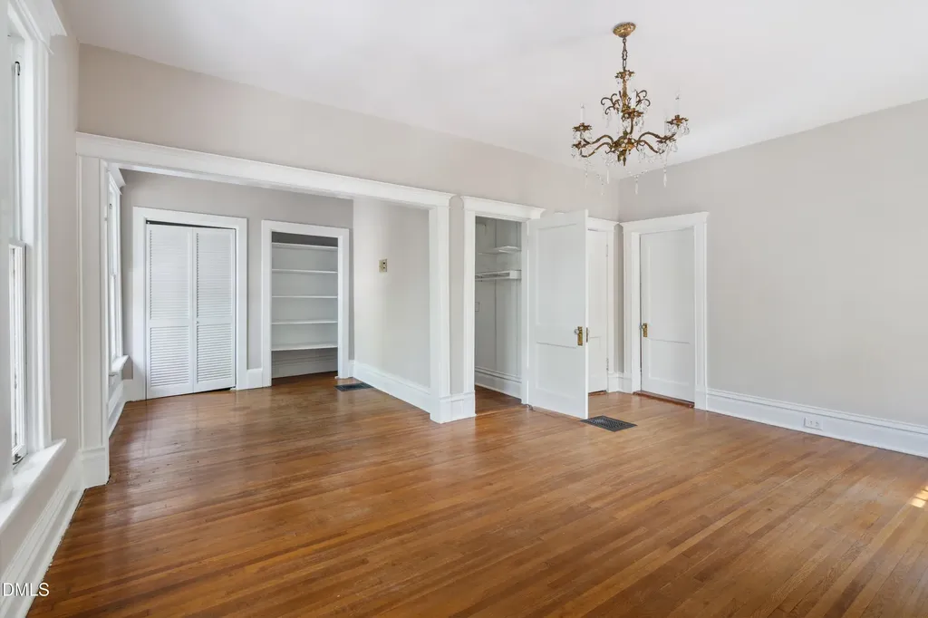116 Hawthorne Road Raleigh NC 27605