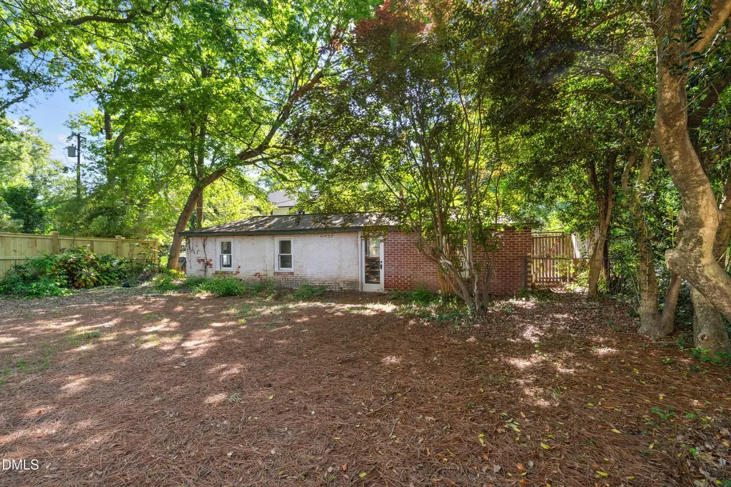 116 Hawthorne Road Raleigh NC 27605