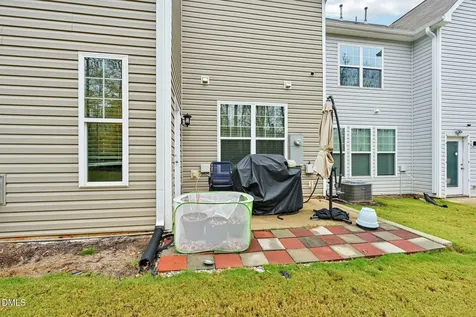1018 Abbott Street Mebane NC 27302