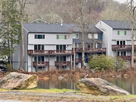 1040 Sugar Mountain Drive Sugar Mountain NC 28604