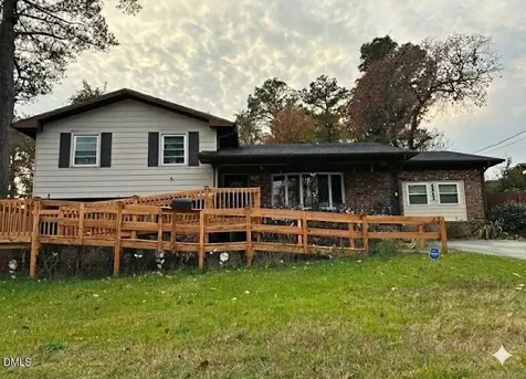 4642 Cheltenham Road Fayetteville NC 28304