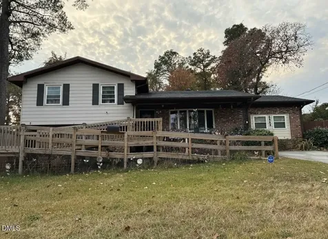 4642 Cheltenham Road Fayetteville NC 28304