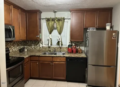 4642 Cheltenham Road Fayetteville NC 28304