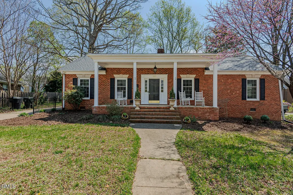 2822 Bedford Street Burlington NC 27215