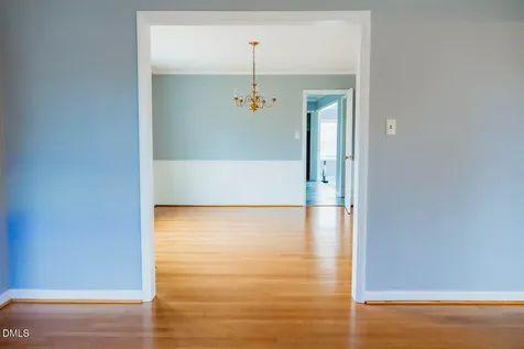 2822 Bedford Street Burlington NC 27215