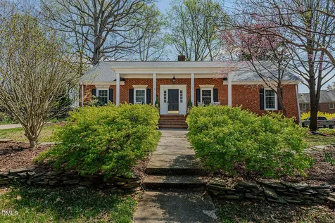 2822 Bedford Street Burlington NC 27215
