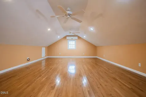 2822 Bedford Street Burlington NC 27215