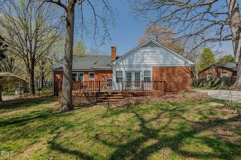2822 Bedford Street Burlington NC 27215