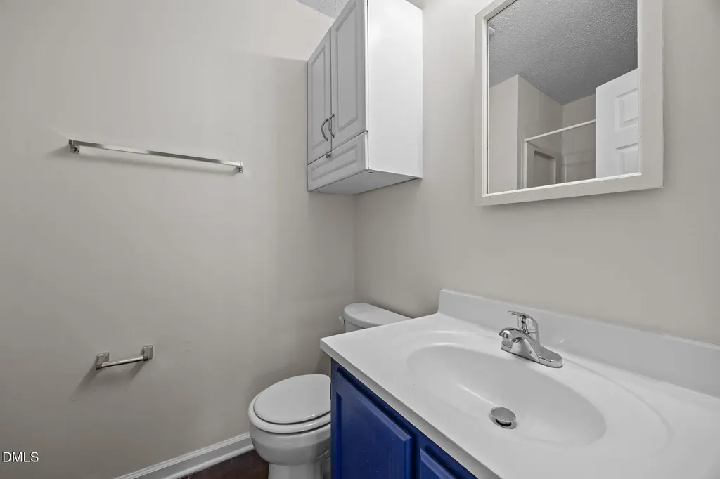 1321-302 Park Glen Drive Raleigh NC 27610
