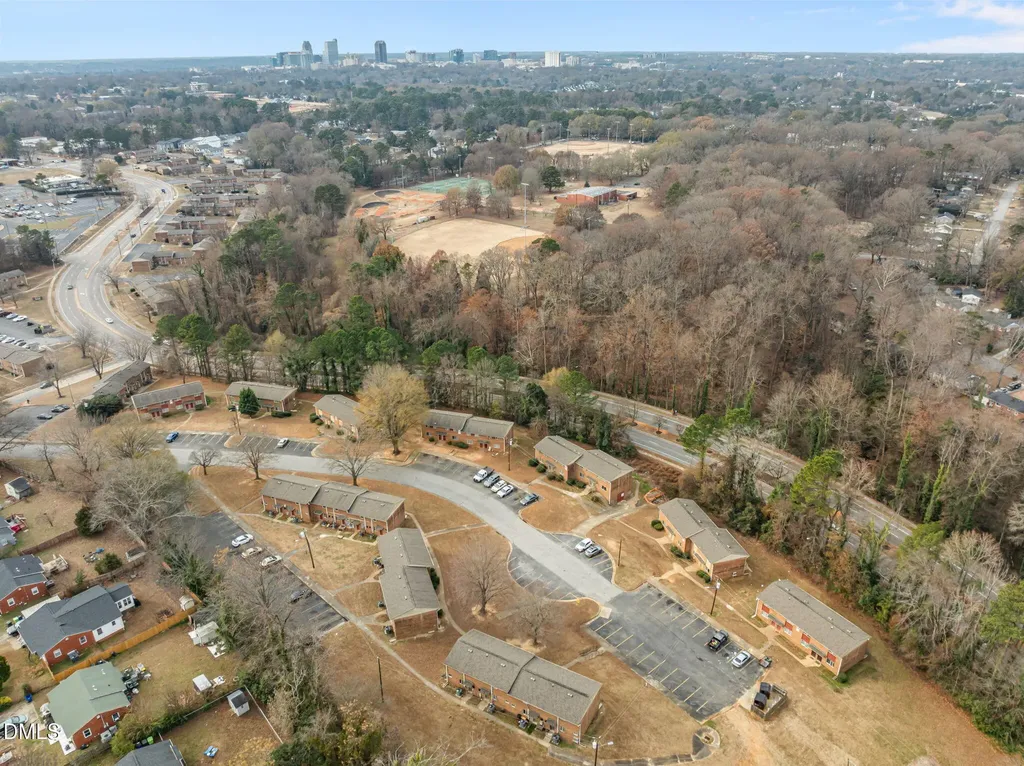 1321-302 Park Glen Drive Raleigh NC 27610