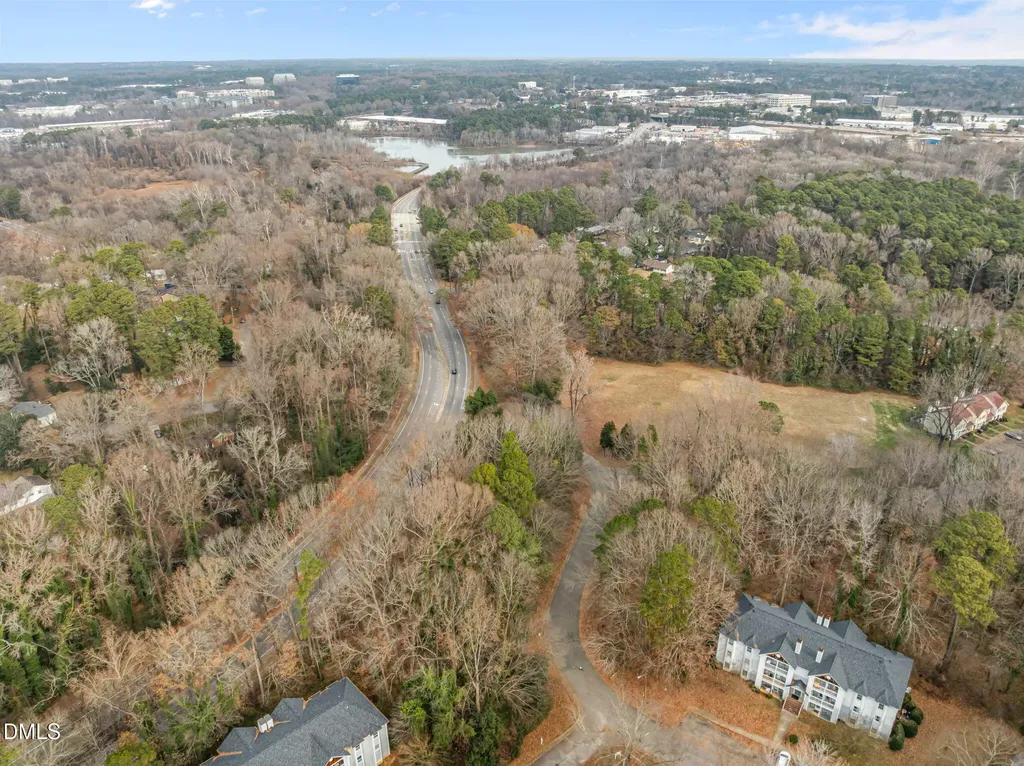 1321-302 Park Glen Drive Raleigh NC 27610