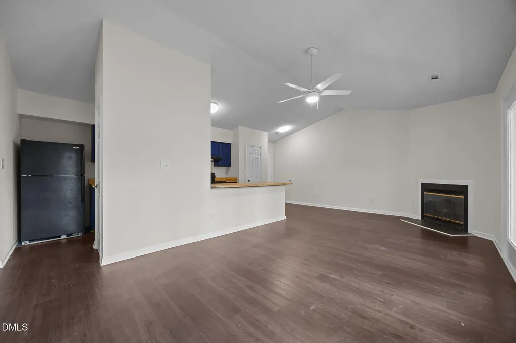 1321-302 Park Glen Drive Raleigh NC 27610