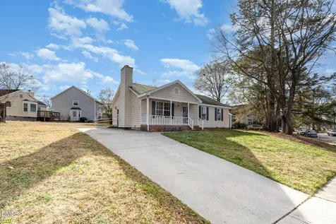 2108 Carthage Circle Raleigh NC 27604