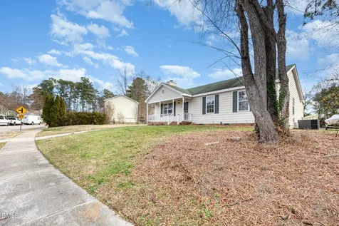 2108 Carthage Circle Raleigh NC 27604
