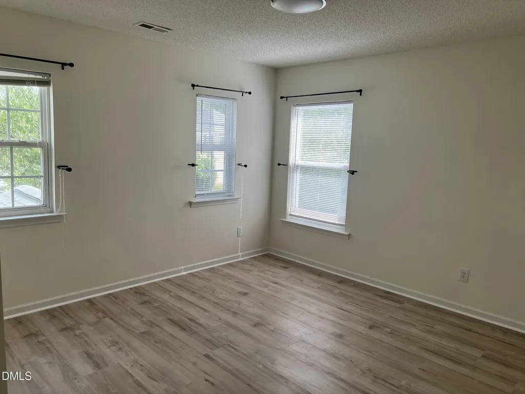 2920 Roundleaf Court Raleigh NC 27604